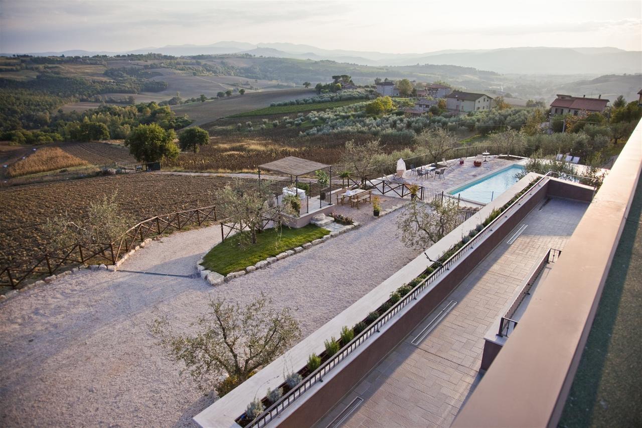 Colle San Giovanni Todi Bagian luar foto
